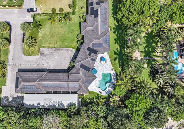 Photo 3 of Single family home for sale at 1540 SW 115th Avenue, Davie, FL 33325 | MLS# A12081160 | Listing updated on 2026-09-01