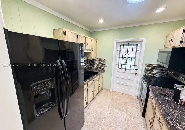 Photo 3 of Single family home for sale at 1820 Coolidge St, Hollywood, FL 33020 | MLS# A12080731 | Listing updated on 2026-09-02