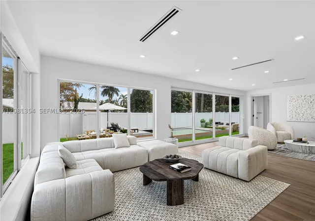 Photo 2 of Single family home for sale at 1917 N Swinton Ave, Delray Beach, FL 33444 | MLS# A12081354 | Listing updated on 2026-09-01