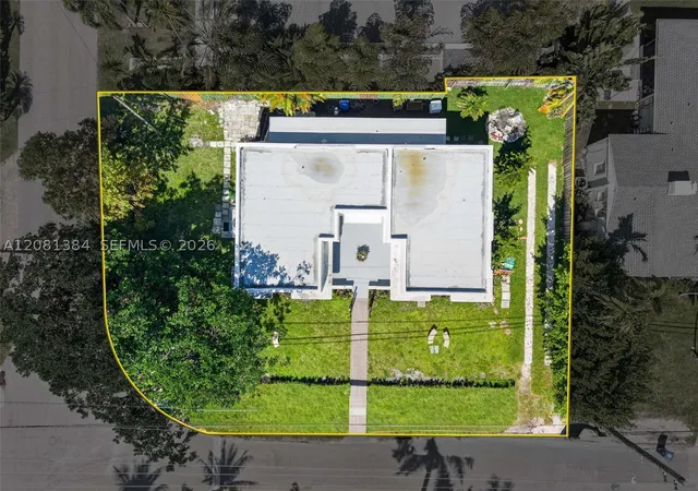 Photo 4 of House for sale at 401 NE 14th Avenue, Fort Lauderdale, FL 33301 | MLS# A12081384 | Listing updated on 2026-09-01