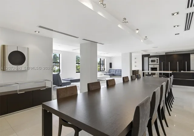 Listing Photo 1 - Condo for sale in building located at 1330 Ocean Dr, Miami Beach, FL 33139 - Unit #3CA