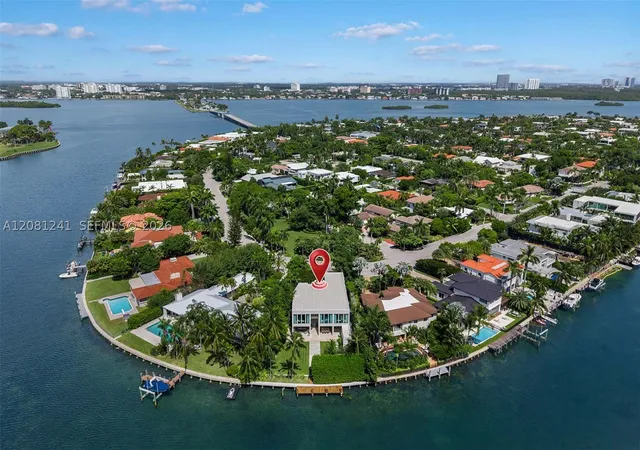 Photo 28 of Mansion for sale at 9407 E Broadview Dr, Bay Harbor Islands, FL 33154 | MLS# A12081241 | Listing updated on 2026-09-03
