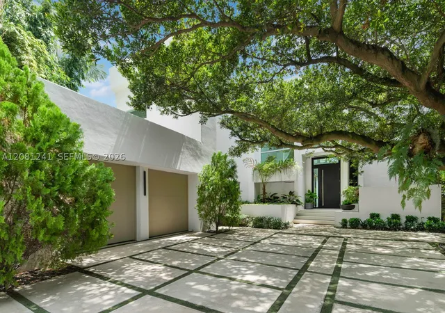 Photo 1 of Single family home for sale at 9407 E Broadview Dr, Bay Harbor Islands, FL 33154 | MLS# A12081241 | Listing updated on 2026-09-03
