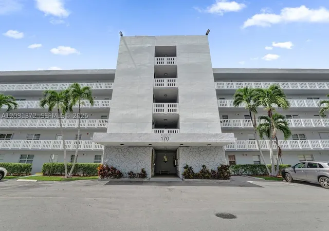 Photo 1 of Condo for sale at 170 Se 5th Avenue #405, Dania Beach, FL 33004 | MLS# A12081372 | Listing updated on 2026-09-02