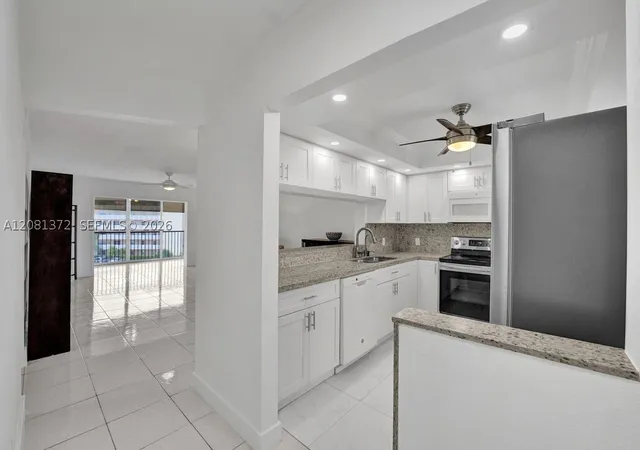Photo 2 of Condo for sale at 170 Se 5th Avenue #405, Dania Beach, FL 33004 | MLS# A12081372 | Listing updated on 2026-09-02