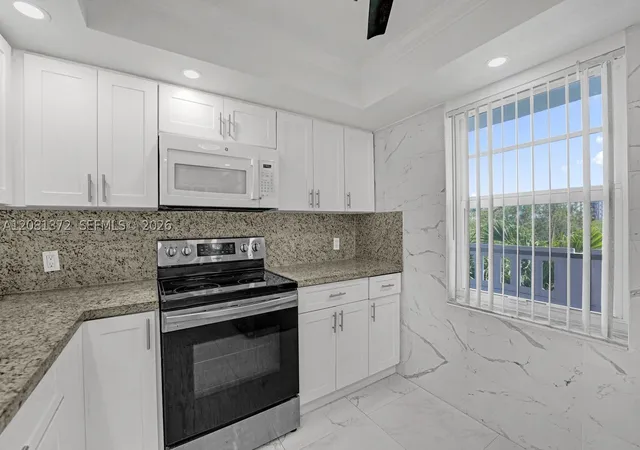 Photo 4 of Condo for sale at 170 SE 5th Avenue #405, Dania Beach, FL 33004 | MLS# A12081372 | Listing updated on 2026-09-02