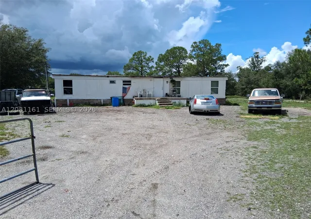Photo 1 of Manufactured home for sale at 150 N Lindero St, Clewiston, FL 33440 | MLS# A12081161 | Listing updated on 2026-09-02