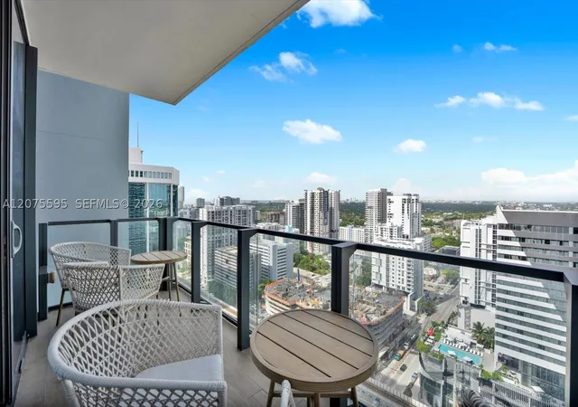 Photo 4 of Condo for sale at 88 SW 7th Street #2204, Miami, FL 33130 | MLS# A12075595 | Listing updated on 2026-09-04