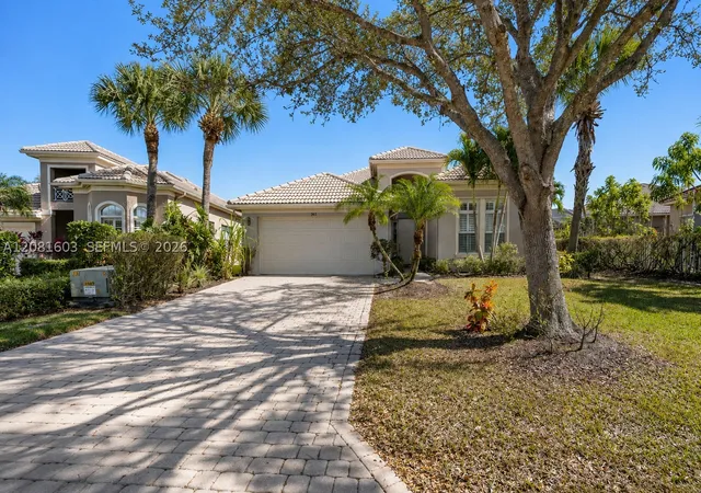 Photo 1 of Single family home for sale at 303 Nw Somerset Cir, Port St Lucie, FL 34983 | MLS# A12081603 | Listing updated on 2026-09-02