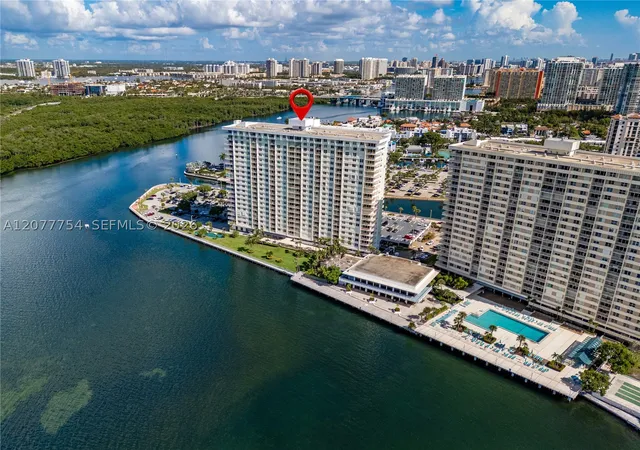 Photo 3 of Condo for sale at 500 Bayview Dr #825, Sunny Isles Beach, FL 33160 | MLS# A12077754 | Listing updated on 2026-09-01