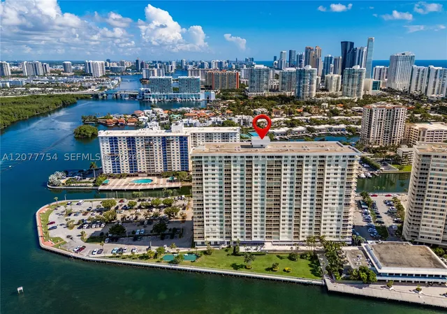 Photo 4 of Condo for sale at 500 Bayview Dr #825, Sunny Isles Beach, FL 33160 | MLS# A12077754 | Listing updated on 2026-09-01
