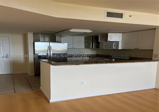 Photo 1 of Condo for sale at 19501 W Country Clb Dr #611, Aventura, FL 33180 | MLS# A12081651 | Listing updated on 2026-09-02