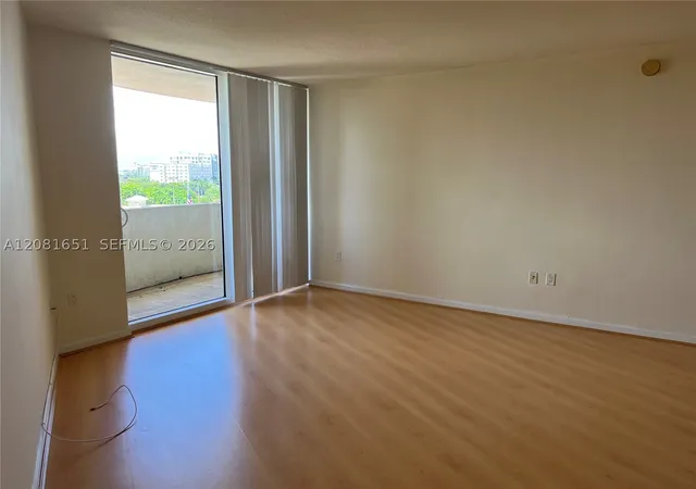 Photo 3 of Condo for sale at 19501 W Country Clb Dr #611, Aventura, FL 33180 | MLS# A12081651 | Listing updated on 2026-09-02