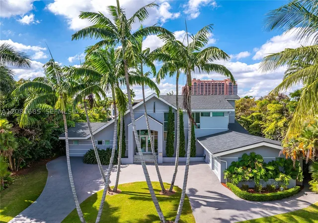 Photo 3 of Land for sale at 6944 Sunrise Ter, Coral Gables, FL 33133 | MLS# A12081685 | Listing updated on 2026-09-02