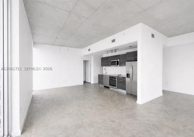 Photo 3 of Condo for sale at 151 Se 1st Street #3001, Miami, FL 33131 | MLS# A12081721 | Listing updated on 2026-09-10