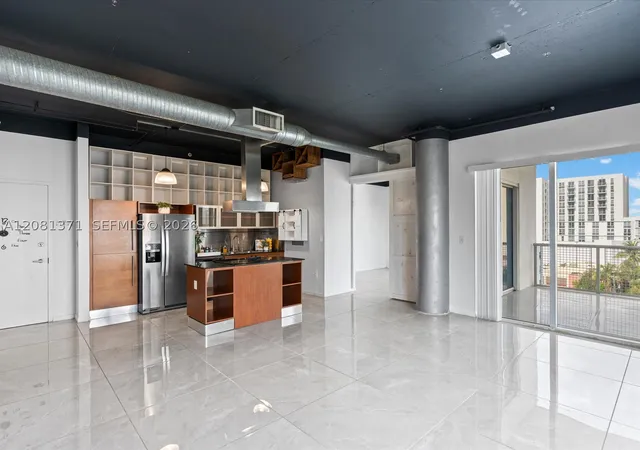 Condo for sale at 10 SW S River Dr #715, Miami, FL 33130 | MLS# A12081371