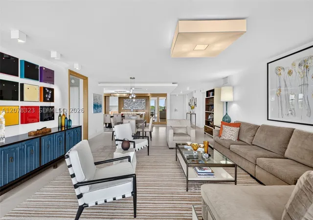 Listing Photo 5 - Condo for sale in building located at 5500 Collins Ave, Miami, FL 33140 - Unit #702