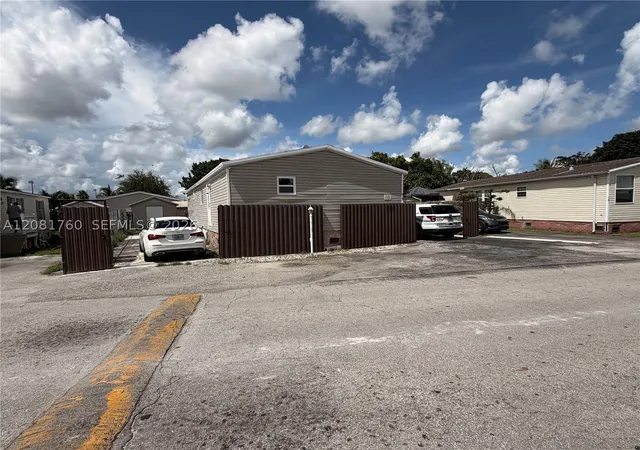 Photo 1 of Manufactured home for sale at 220 Ne 12th Avenue, Homestead, FL 33030 | MLS# A12081760 | Listing updated on 2026-09-10
