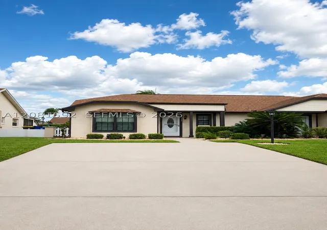 Photo 1 of Single family home for sale at 3728 Catalina Dr, Sebring, FL 33872 | MLS# A12081592 | Listing updated on 2026-09-02