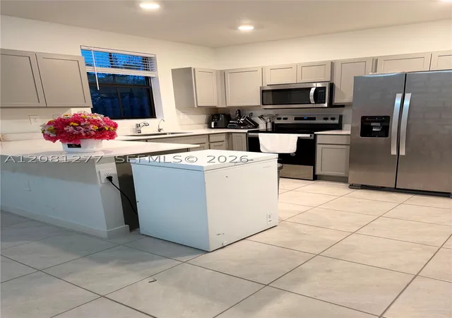 Photo 1 of Townhouse for sale at 1281 Ne 3rd Avenue, Florida City, FL 33034 | MLS# A12081277 | Listing updated on 2026-09-02