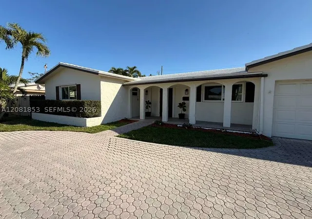 Photo 3 of Single family home for sale at 4450 Nw 9th Street, Coconut Creek, FL 33066 | MLS# A12081853 | Listing updated on 2026-09-02