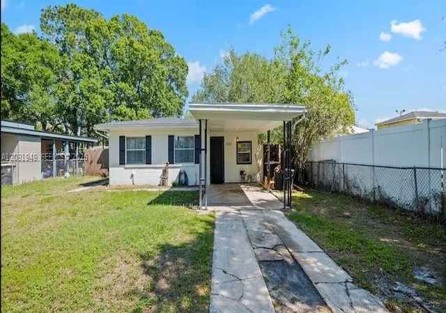 Photo 1 of Single family home for sale at 5033 Lexington Ave, Jacksonville, FL 32210 | MLS# A12081949 | Listing updated on 2026-09-03