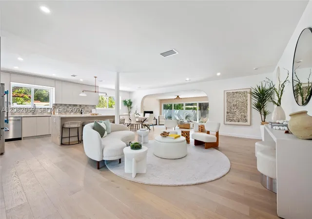 Photo 4 of Single family home for sale at 10619 NE 10th Place, Miami Shores, FL 33138 | MLS# A12082059 | Listing updated on 2026-09-16