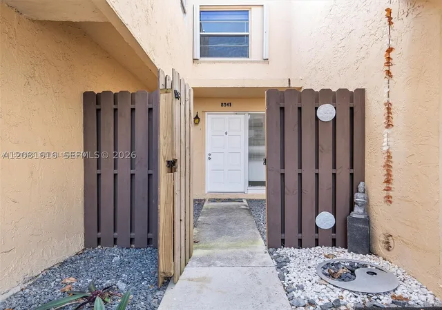 Photo 2 of Townhouse for sale at 8941 Ne 4th Avenue Rd #8941, Miami Shores, FL 33138 | MLS# A12081616 | Listing updated on 2026-09-06