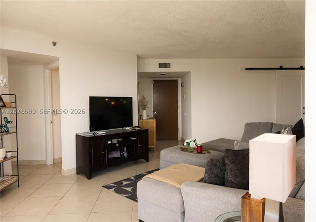 Photo 3 of Condo for sale at 1000 W Island Blvd #1010, Aventura, FL 33160 | MLS# A12078590 | Listing updated on 2026-09-04