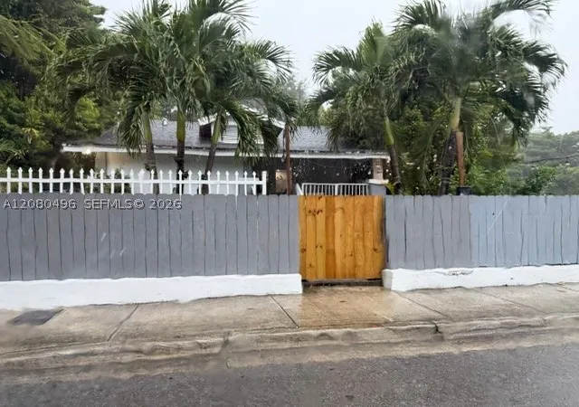 Photo 3 of Single family home for sale at 812 Nw 29th Terrace, Miami, FL 33127 | MLS# A12080496 | Listing updated on 2026-09-02