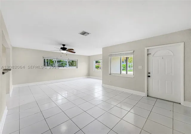 Photo 4 of Single family home for sale at 2728 Dewey St, Hollywood, FL 33020 | MLS# A12082064 | Listing updated on 2026-09-02