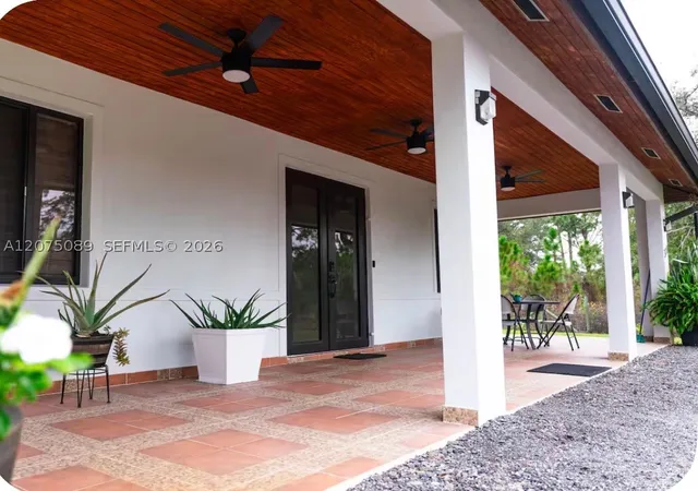 Photo 3 of Single family home for sale at 320 N Palomino St, Clewiston, FL 33440 | MLS# A12075089 | Listing updated on 2026-09-02