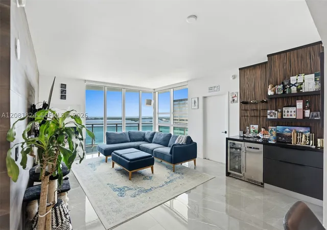 Photo 3 of Condo for sale at 950 Brickell Bay Dr #3111, Miami, FL 33131 | MLS# A12081824 | Listing updated on 2026-09-10