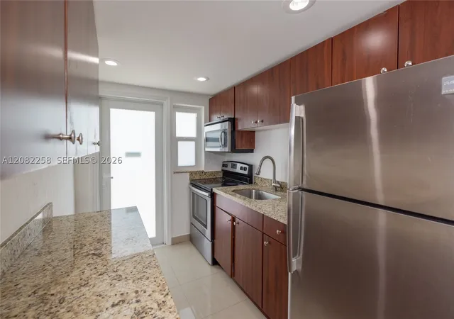 Listing Photo 5 - Condo for sale in building located at 3550 SW 9th Ter, Miami, FL 33135 - Unit #8B