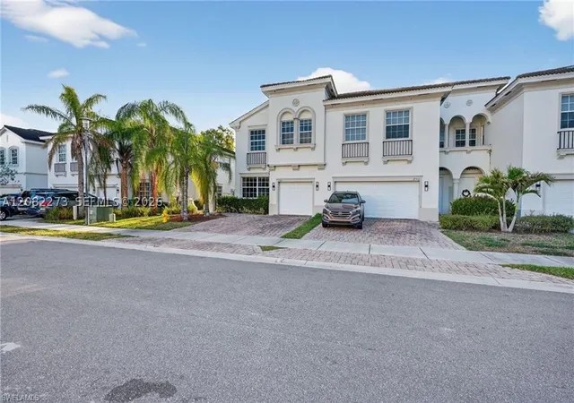 Photo 4 of Townhouse for sale at 7005 Romana Way #1701, Naples, FL 34119 | MLS# A12082273 | Listing updated on 2026-09-02