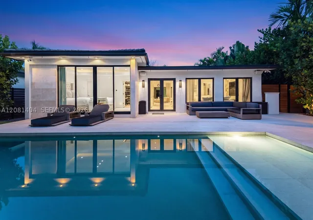 Photo 1 of Single family home for sale at 771 Fairway Dr, Miami Beach, FL 33141 | MLS# A12081404 | Listing updated on 2026-09-18