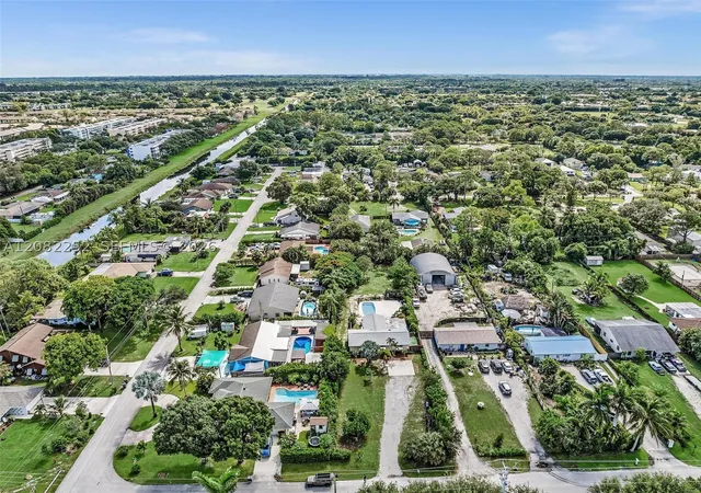 Photo 3 of Single family home for sale at 5088 2nd Road, Lake Worth, FL 33467 | MLS# A12082252 | Listing updated on 2026-09-10