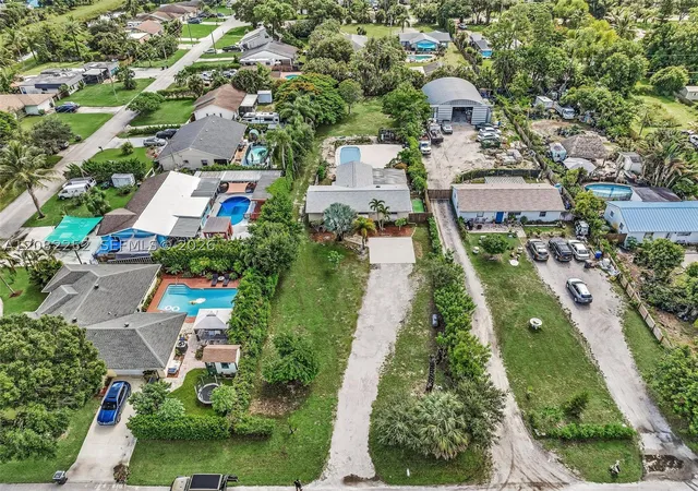 Photo 4 of Single family home for sale at 5088 2nd Road, Lake Worth, FL 33467 | MLS# A12082252 | Listing updated on 2026-09-10
