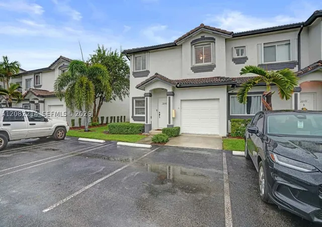 Photo 3 of Townhouse for sale at 2238 Se 26th Lane #2238, Homestead, FL 33035 | MLS# A12082214 | Listing updated on 2026-09-02