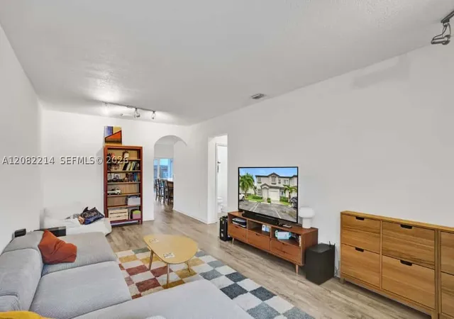 Photo 4 of Townhouse for sale at 2238 SE 26th Lane #2238, Homestead, FL 33035 | MLS# A12082214 | Listing updated on 2026-09-02