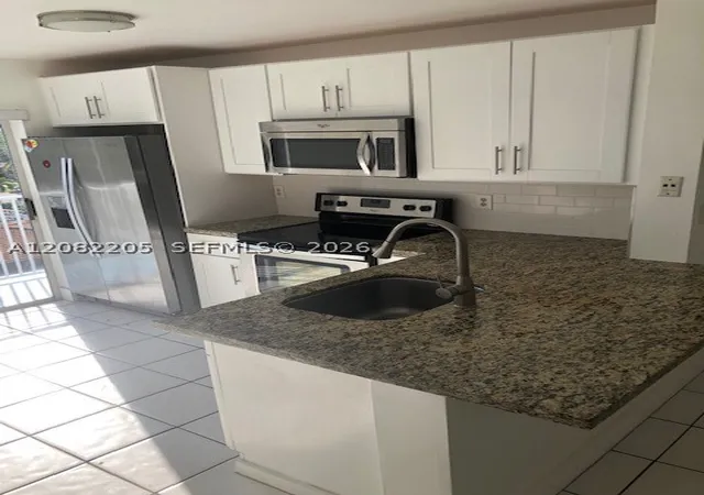 Photo 3 of Condo for sale at 2575 Sw 27th Avenue #506, Miami, FL 33133 | MLS# A12082205 | Listing updated on 2026-09-10