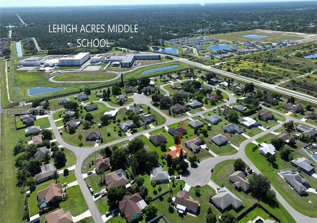 Photo 4 of Single family home for sale at 237 Lauberge Ct, Lehigh Acres, FL 33936 | MLS# A12082384 | Listing updated on 2026-09-15