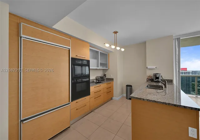 Photo 3 of Sale Pending at 1830 S Ocean Dr #3508, Hallandale Beach, FL 33009 | MLS# A12082292 | Listing updated on 2026-09-16
