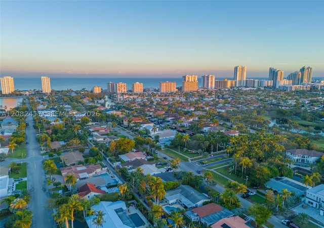 Photo 2 of Single family home for sale at 1025 Washington St, Hollywood, FL 33019 | MLS# A12082417 | Listing updated on 2026-09-03