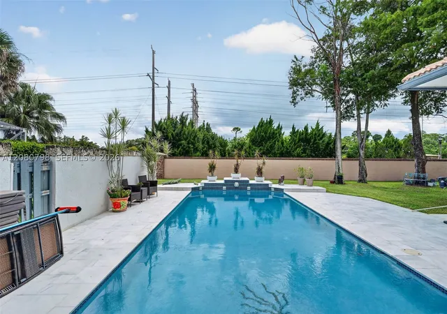 Photo 4 of Sale Pending at 6640 NW 41st Street, Coral Springs, FL 33067 | MLS# A12080798 | Listing updated on 2026-09-03