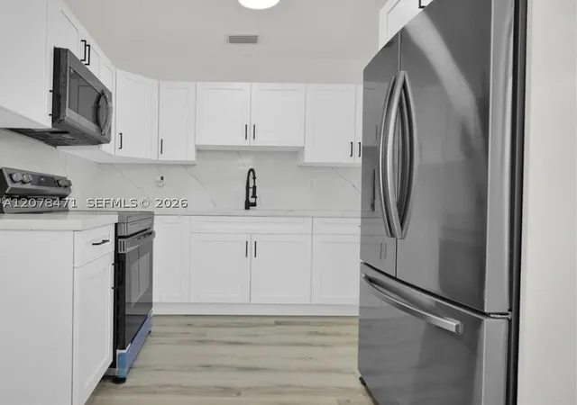Photo 4 of Single family home for sale at 10720 SW 147th Street, Miami, FL 33176 | MLS# A12078471 | Listing updated on 2026-09-17
