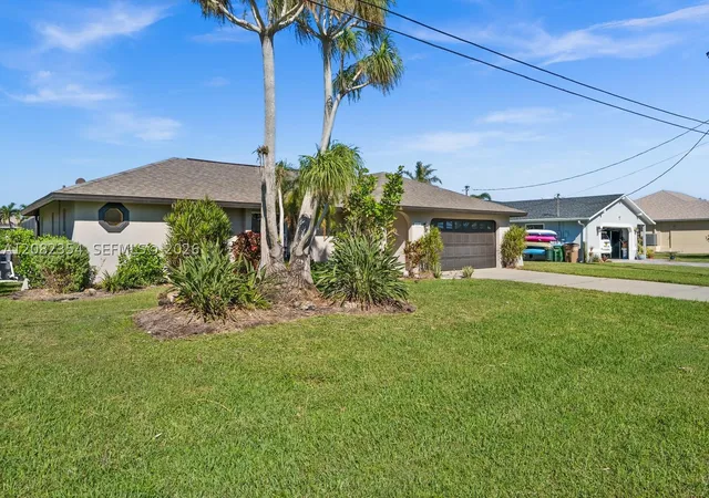 Photo 2 of Single family home for sale at 117 Se 40 Th Ter, Cape Coral, FL 33904 | MLS# A12082354 | Listing updated on 2026-09-03