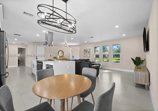 Photo 3 of Single family home for sale at 117 SE 40 Th Ter, Cape Coral, FL 33904 | MLS# A12082354 | Listing updated on 2026-09-03