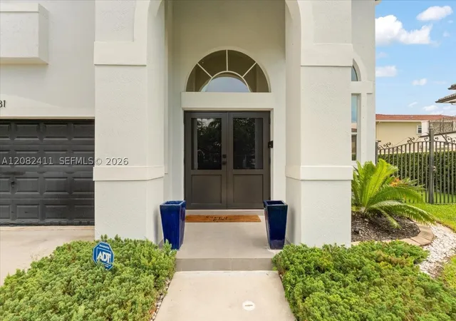 Photo 4 of Single family home for sale at 15931 SW 61st Lane, Miami, FL 33193 | MLS# A12082411 | Listing updated on 2026-09-03