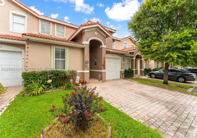 Photo 2 of Townhouse for sale at 27293 Sw 138th Path, Homestead, FL 33032 | MLS# A12082350 | Listing updated on 2026-09-18